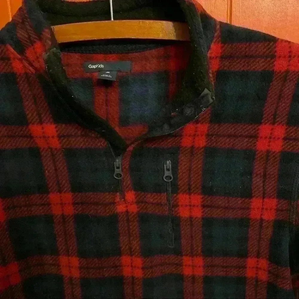 Gap plaid fleece kids M size 8